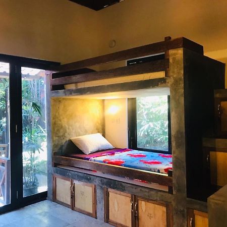 Ngeluwungan Boutique Hostel Чангу Экстерьер фото