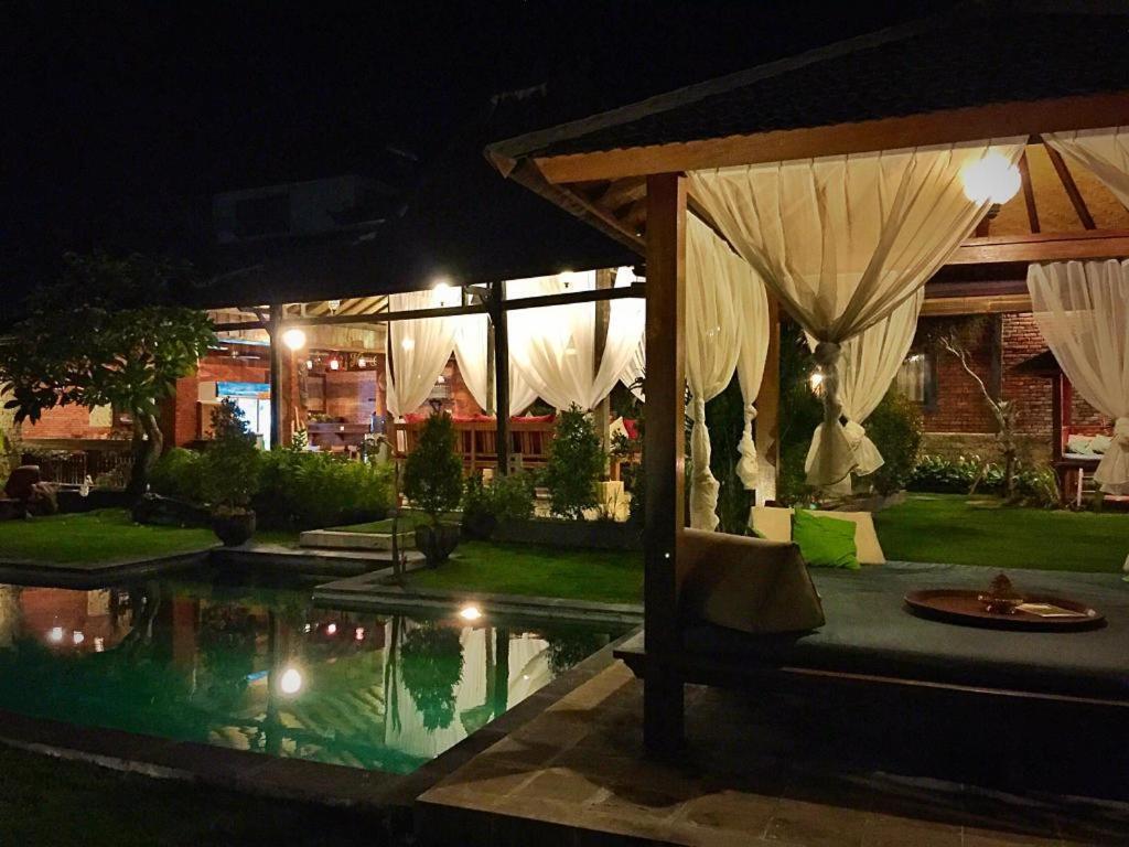 Ngeluwungan Boutique Hostel Чангу Экстерьер фото